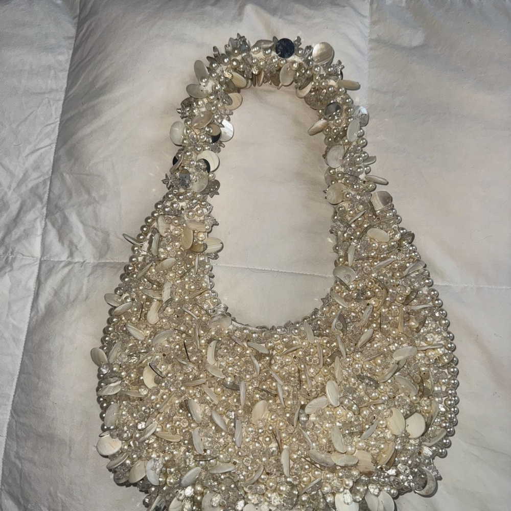 Pearl viral marshals Beaded Shoulder Bag